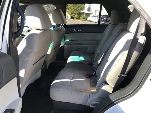 Used 2012 Ford Explorer FWD image 15
