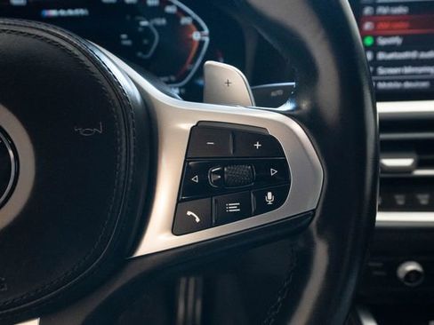 Used 2022 BMW M440i Convertible image 21