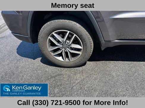 Used 2020 Jeep Grand Cherokee Limited AWD/4WD image 22