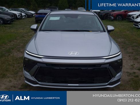 New 2026 Hyundai Sonata SE FWD image 3