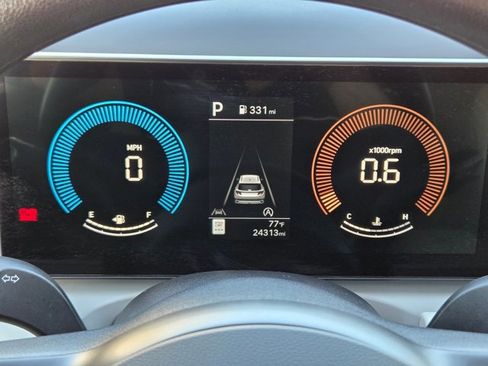 Used 2025 Hyundai Tucson SEL image 11