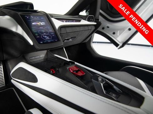 Used 2024 Lamborghini Revuelto image 29