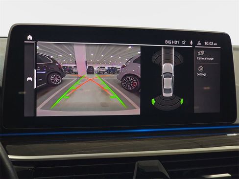 Certified 2023 BMW 530e w/ Premium Package image 19