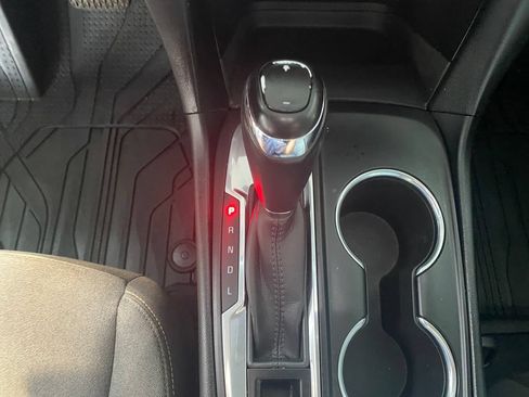 Used 2019 Chevrolet Equinox LT AWD/4WD image 35