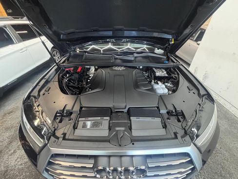 Used 2018 Audi Q7 2.0T Premium Plus w/ Premium Plus Package AWD/4WD image 27