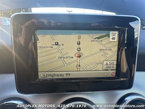 Used 2014 Mercedes-Benz CLA 250 image 22