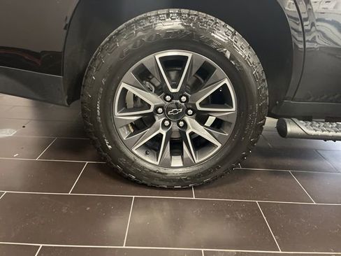 Used 2021 Chevrolet Tahoe Z71 image 16