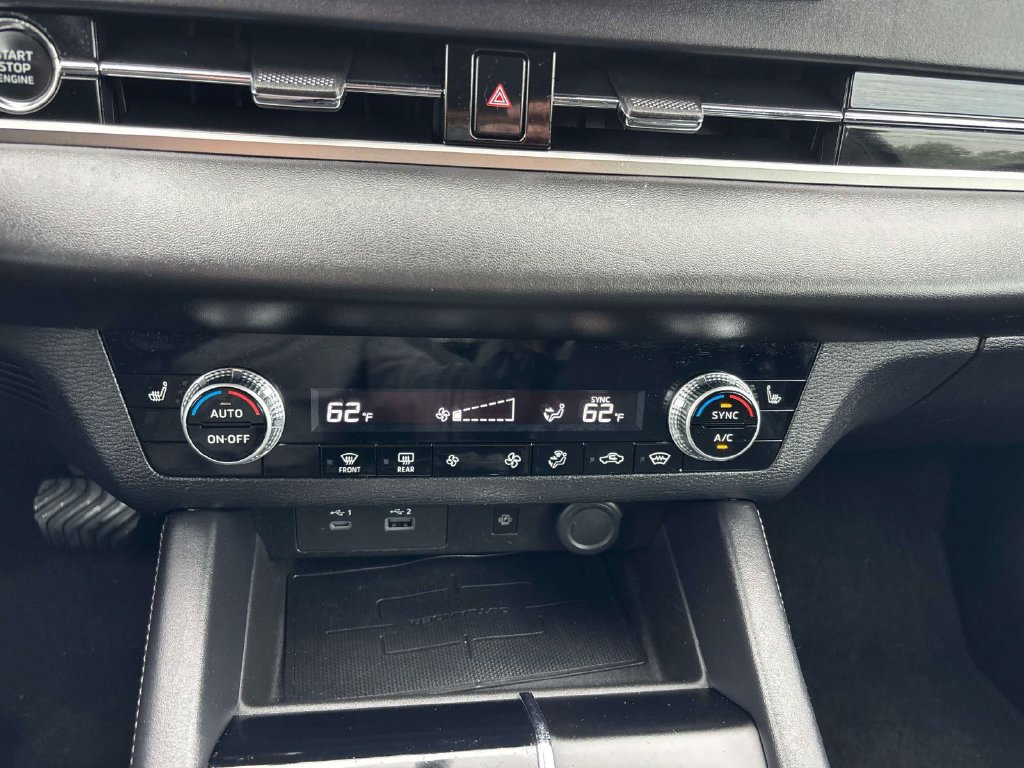 Used 2023 Mitsubishi Outlander Ralliart AWD/4WD image 27