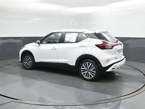 Used 2023 Nissan Kicks SV image 26