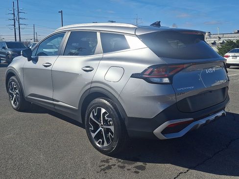 Used 2024 Kia Sportage EX image 6