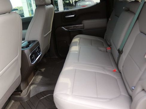 Used 2019 Chevrolet Silverado 1500 LTZ w/ LTZ Premium Package AWD/4WD image 15