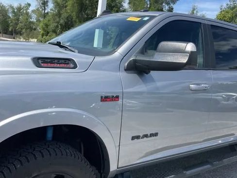 Used 2019 RAM 2500 Laramie w/ Night Edition AWD/4WD image 2