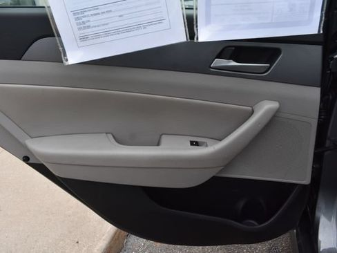 Used 2019 Hyundai Sonata SEL w/ Tech Package 02 FWD image 31