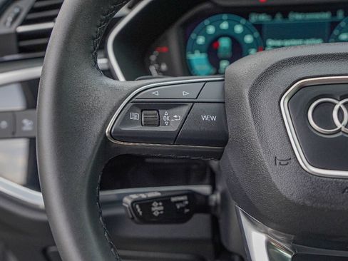 Certified 2025 Audi Q3 2.0T Premium Plus w/ Premium Plus Package image 11