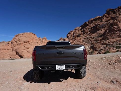 Used 2017 Ford F150 Raptor w/ Equipment Group 802A Luxury image 6