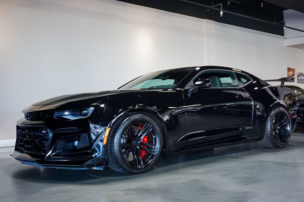 Used 2023 Chevrolet Camaro ZL1 RWD image 3