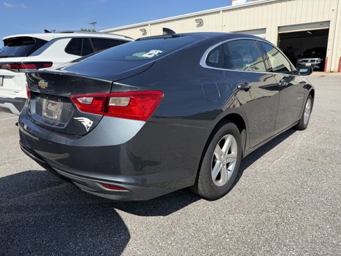 Used 2021 Chevrolet Malibu LS FWD image 7