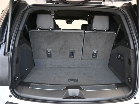 Used 2025 Cadillac Escalade Sport w/ Touring Package image 21