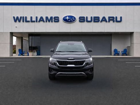 Used 2023 Kia Seltos S w/ Navigation Package FWD image 5