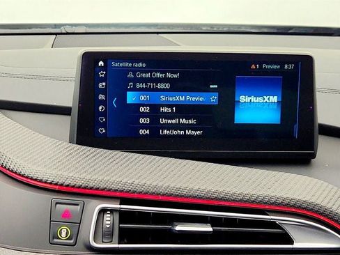 Used 2019 BMW i8 Coupe image 18