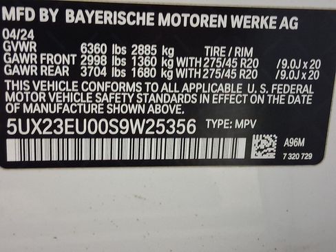 Used 2025 BMW X5 xDrive40i w/ Parking Assistance Package AWD/4WD image 26