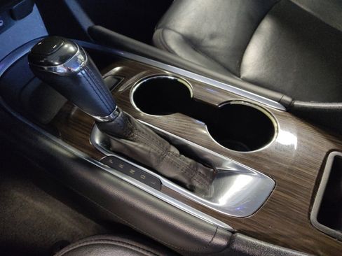 Used 2020 Chevrolet Malibu Premier FWD image 26