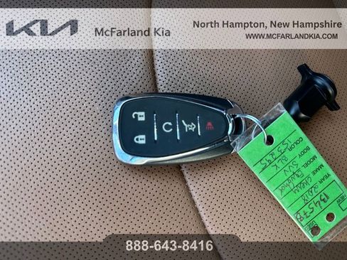 Used 2018 Chevrolet Equinox Premier image 29