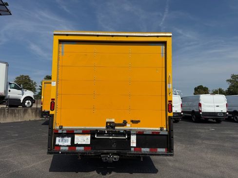 Used 2019 Ford E-350 and Econoline 350 Super Duty RWD image 7