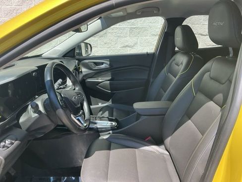 Used 2024 Chevrolet Trax ACTIV w/ Driver Confidence Package FWD image 14