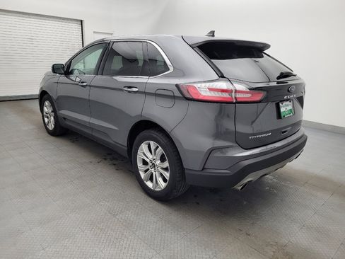 Used 2024 Ford Edge Titanium image 3