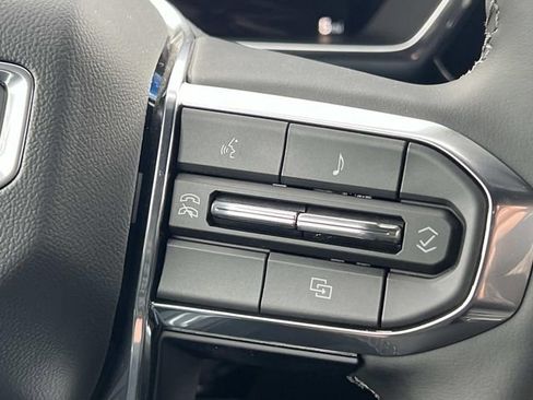 New 2026 GMC Canyon Elevation w/ Convenience Package image 25