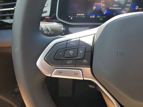 New 2025 Volkswagen Jetta SE image 17