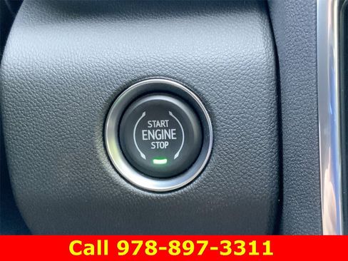 New 2025 GMC Acadia Elevation image 16