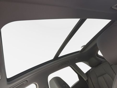 Certified 2025 Audi Q5 Premium w/ Premium Plus AWD/4WD image 19