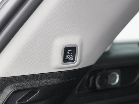 Used 2023 Jeep Grand Cherokee 4WD 4xe image 17