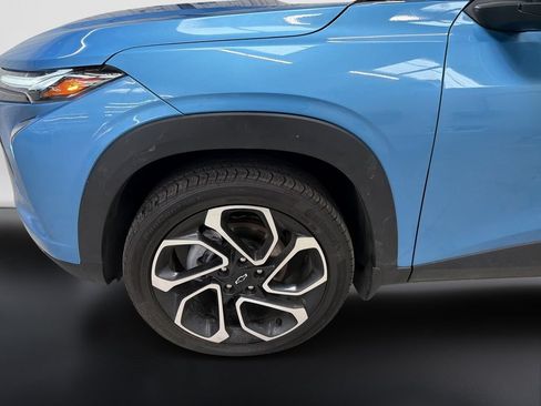 Used 2025 Chevrolet Trax RS w/ Sunroof Package FWD image 9