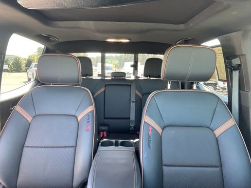 Used 2025 GMC Canyon AT4 w/ Nightfall Edition image 29