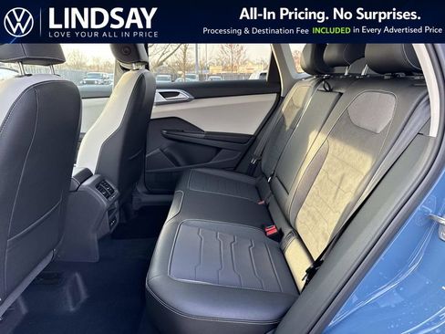 New 2026 Volkswagen Taos SE AWD/4WD image 10