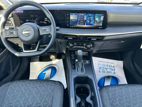 New 2026 Nissan Kicks SV image 6