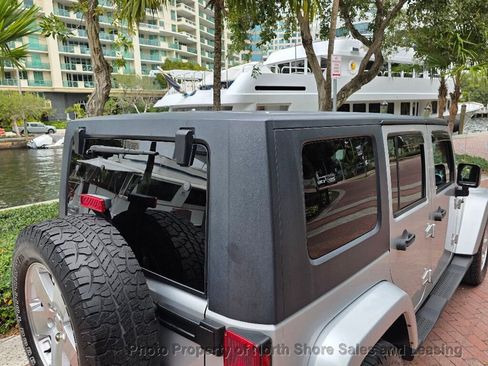 Used 2008 Jeep Wrangler Unlimited Sahara w/ Dual Top Group image 53