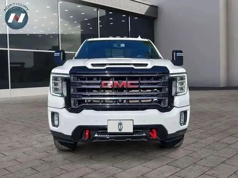 Used 2022 GMC Sierra 3500 AT4 w/ AT4 Preferred Package image 8