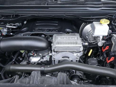 Used 2022 RAM 1500 Laramie w/ Sport Appearance Package AWD/4WD image 20