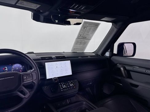 Certified 2023 Land Rover Defender 130 X-Dynamic SE AWD/4WD image 26