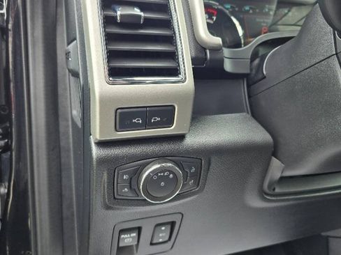 Used 2020 Ford F150 Lariat w/ Equipment Group 502A Luxury AWD/4WD image 10