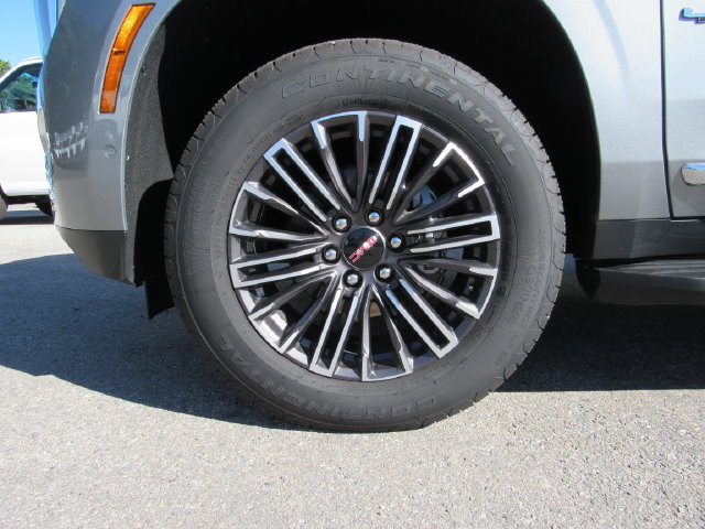 Used 2026 GMC Yukon Elevation AWD/4WD image 9