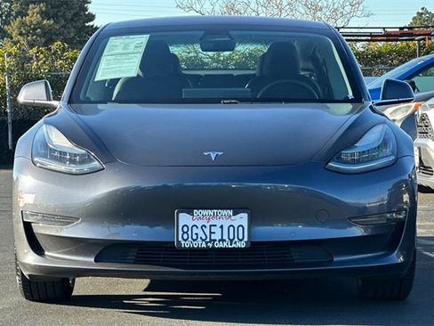 Used 2018 Tesla Model 3 Long Range image 9