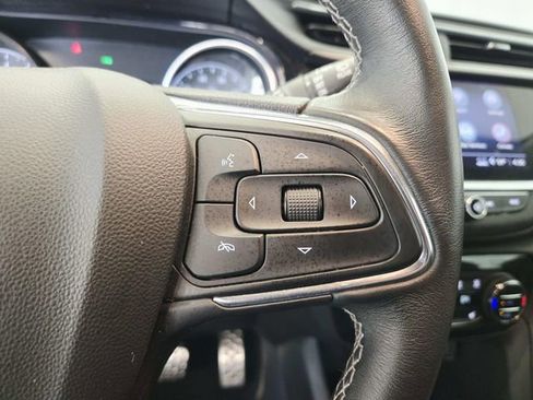 Used 2023 Buick Encore GX Select w/ Sport Touring Package image 17