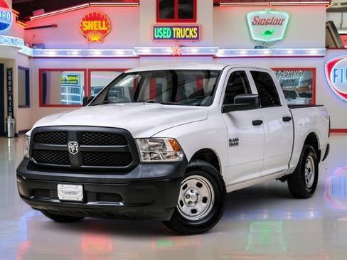 Used 2017 RAM 1500 Tradesman w/ Popular Equipment Group RWD image 2