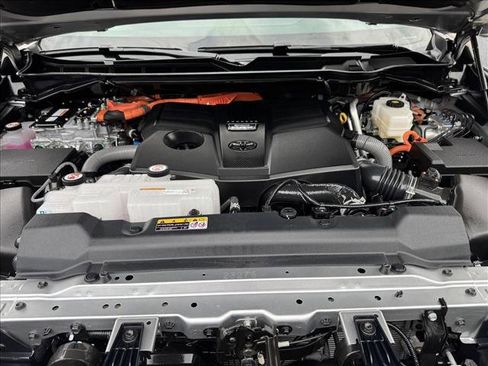 Used 2025 Toyota Sequoia Platinum image 22