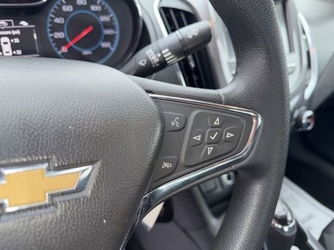 Used 2016 Chevrolet Cruze LT image 10